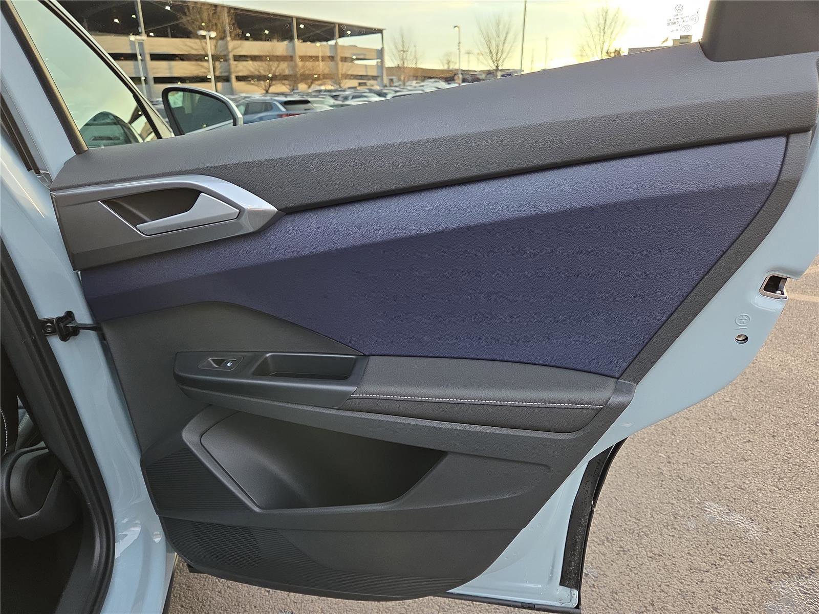 New 2026 Volkswagen Taos SEL image 30