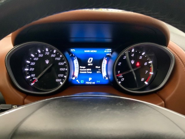 Used 2017 Maserati Levante S image 24