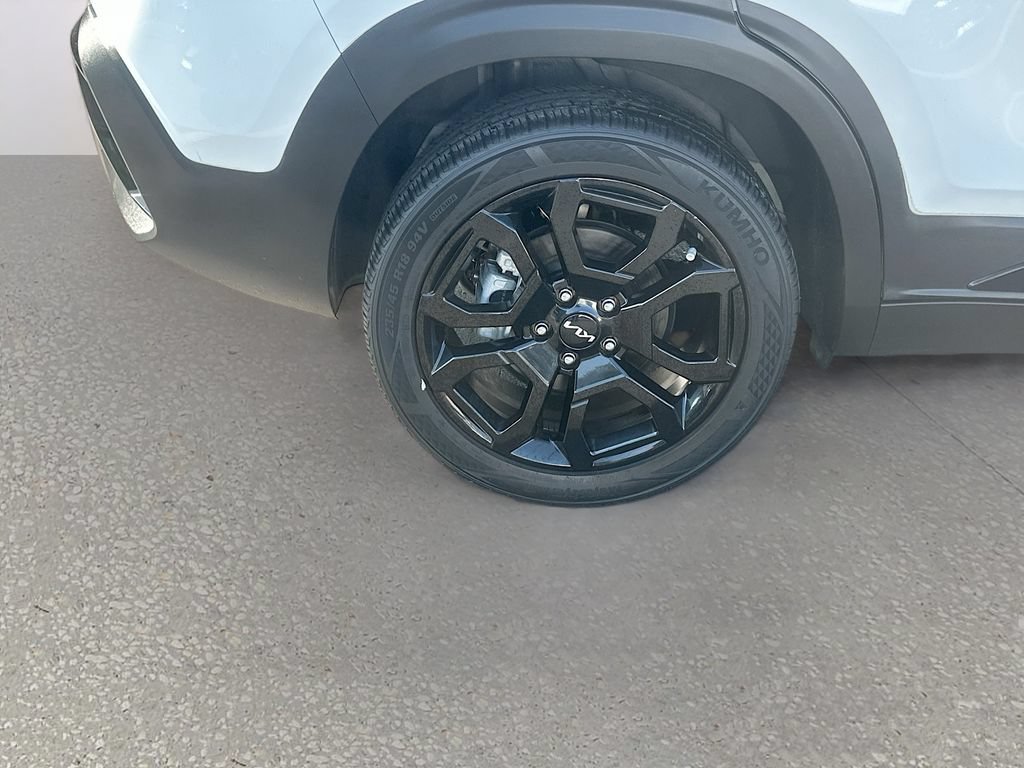 Certified 2024 Kia Seltos X-Line AWD/4WD image 30