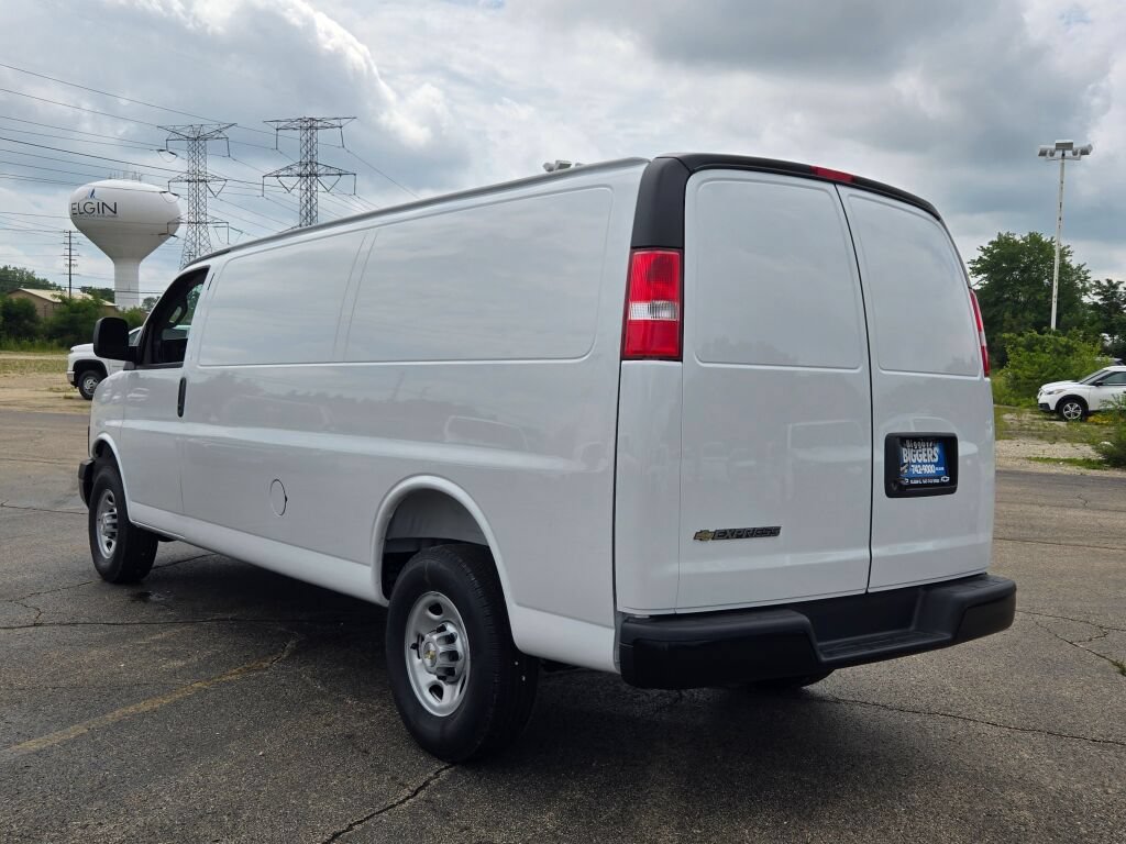 New 2026 Chevrolet Express 2500 Extended w/ Driver Convenience Package RWD image 13