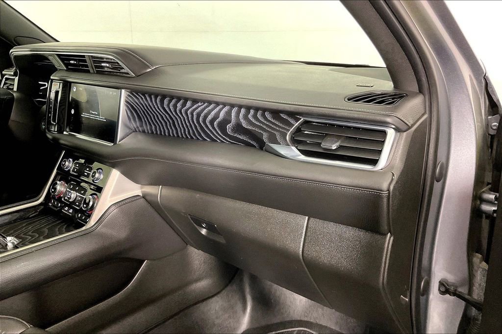 Used 2022 GMC Yukon Denali AWD/4WD image 21