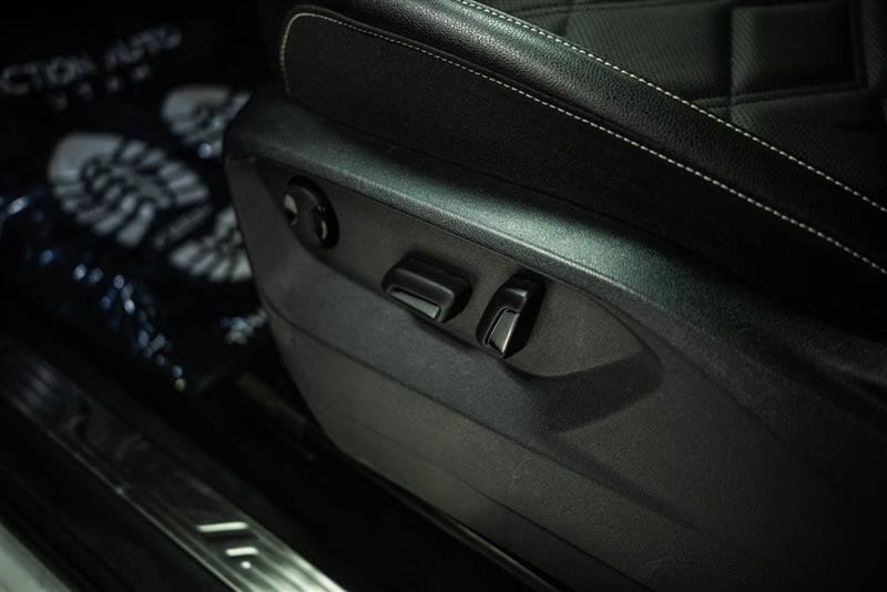 Used 2024 Volkswagen Atlas SE image 17