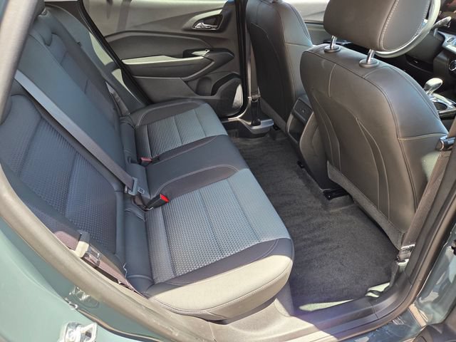 Certified 2025 Chevrolet Trax LT FWD image 14