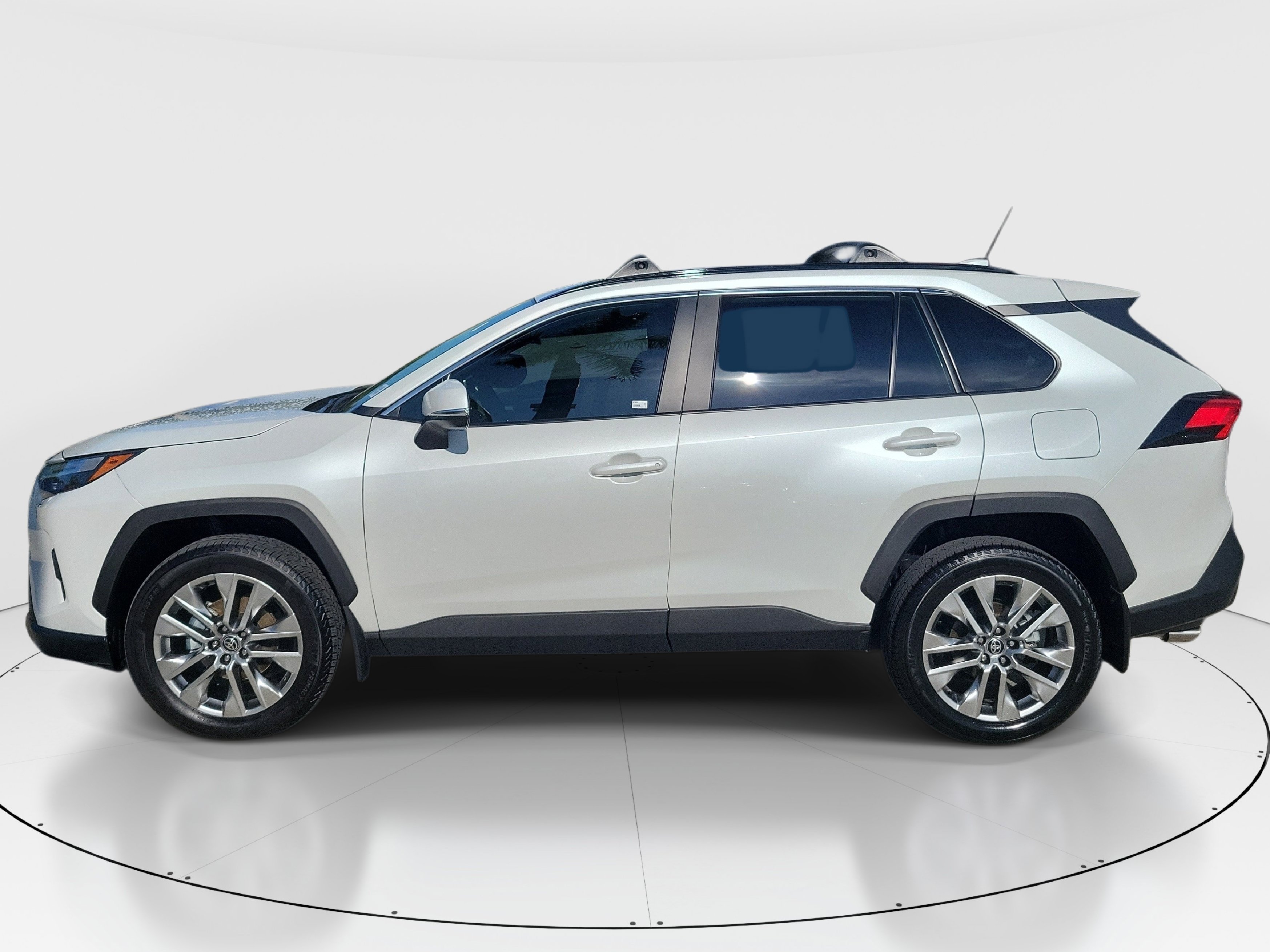 Certified 2025 Toyota RAV4 XLE Premium FWD image 4