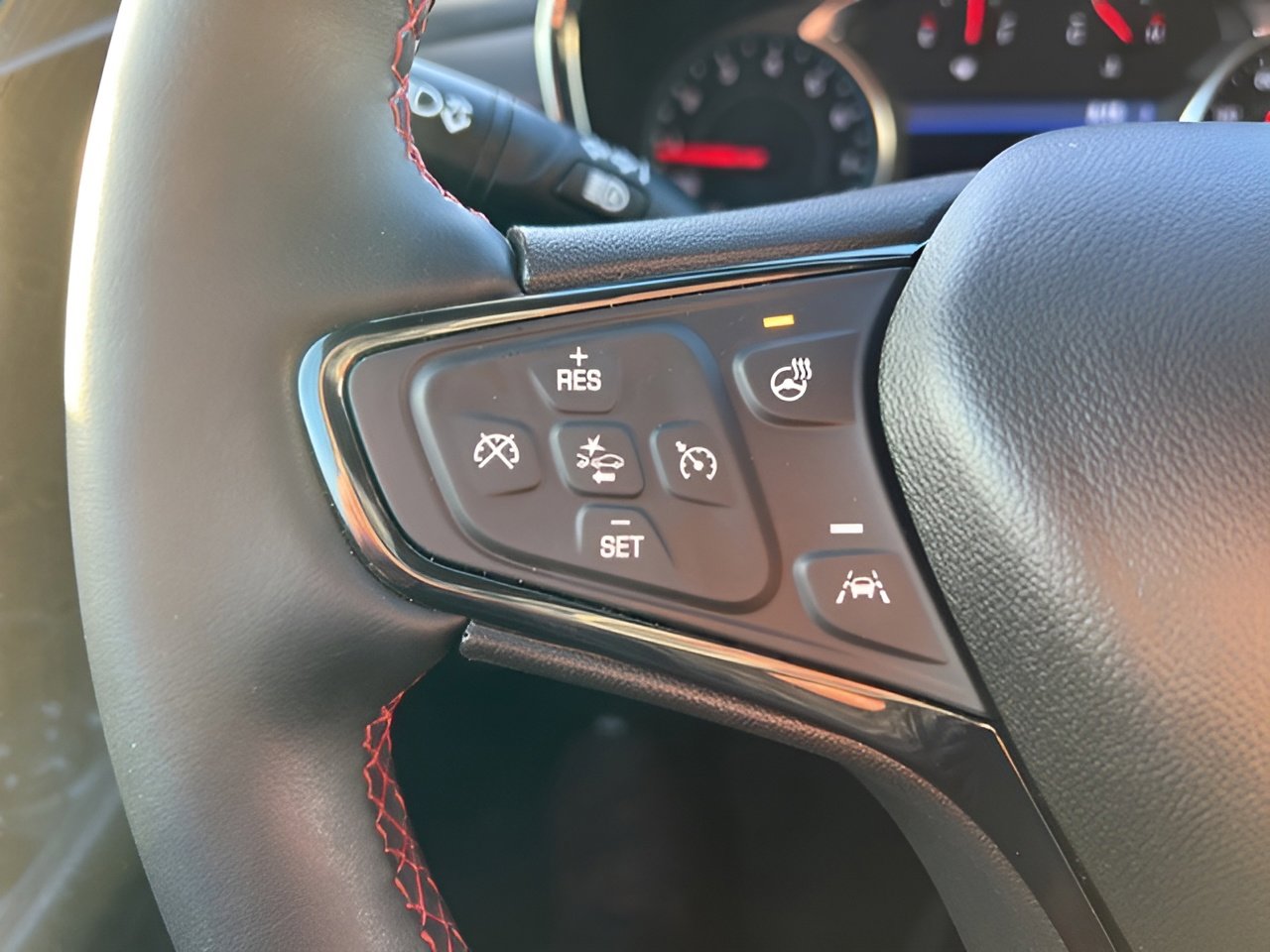 Used 2024 Chevrolet Equinox RS image 19