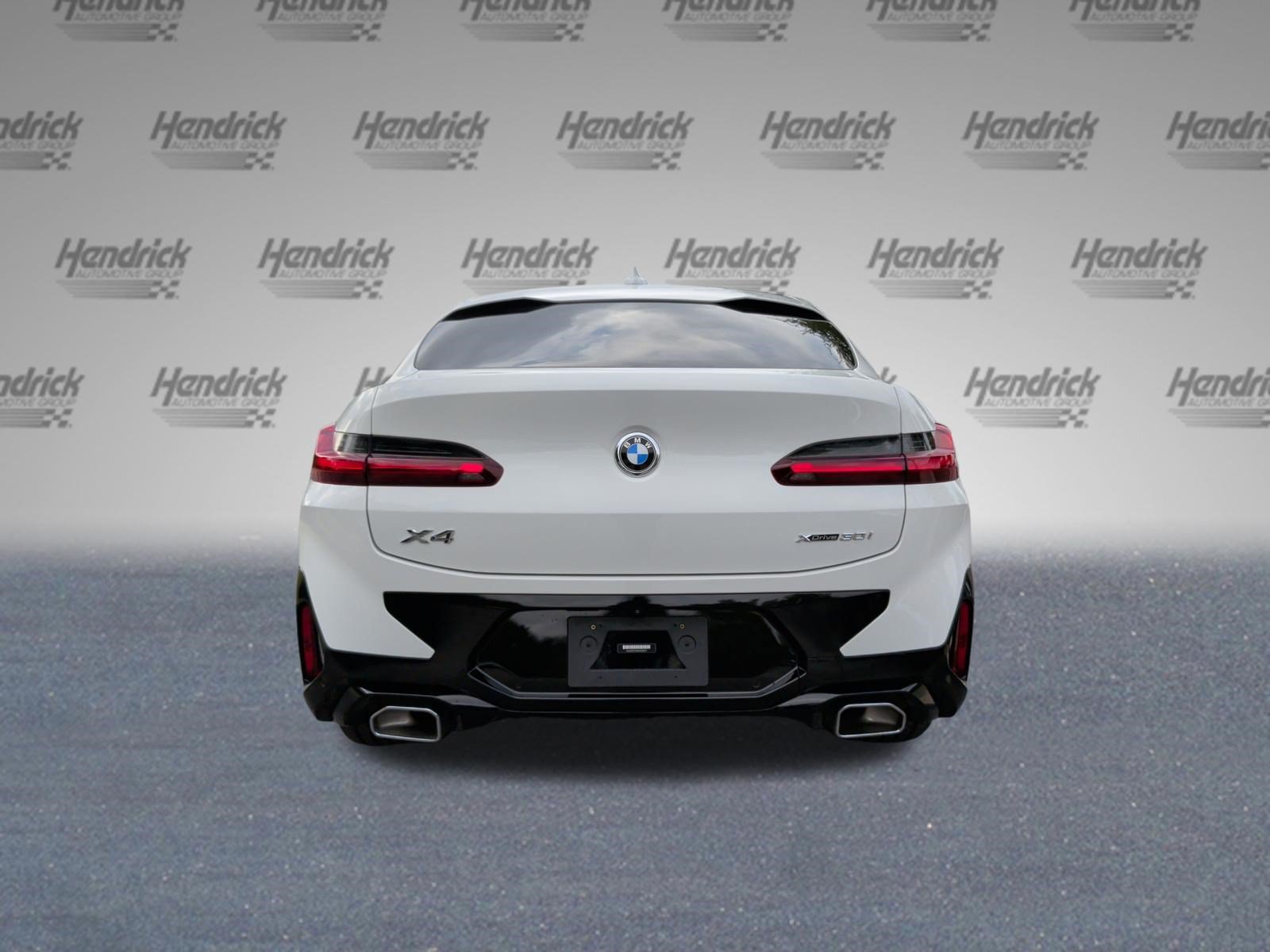 Used 2022 BMW X4 xDrive30i AWD/4WD image 8