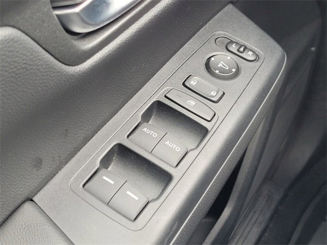 Used 2025 Honda CR-V EX image 24