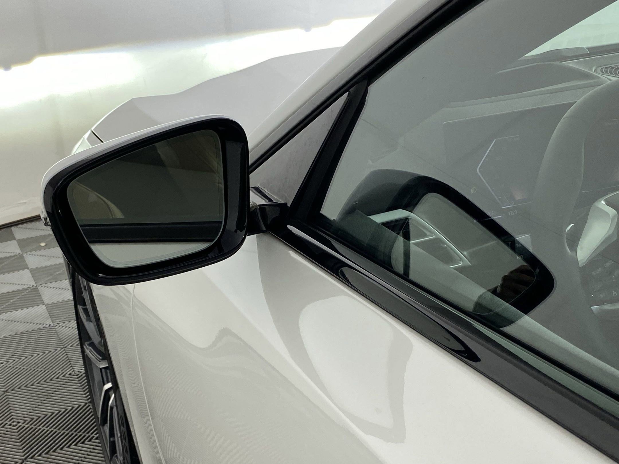 Used 2025 BMW 230i xDrive 230i xDrive w/ Premium Package image 21