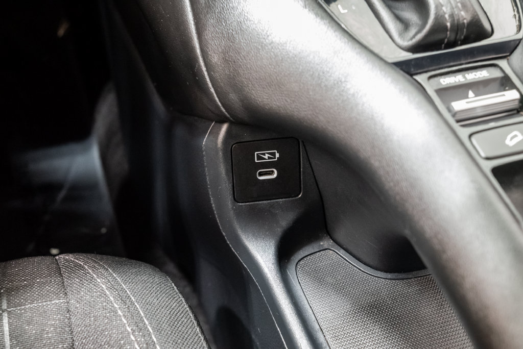 Used 2025 Honda HR-V LX image 26