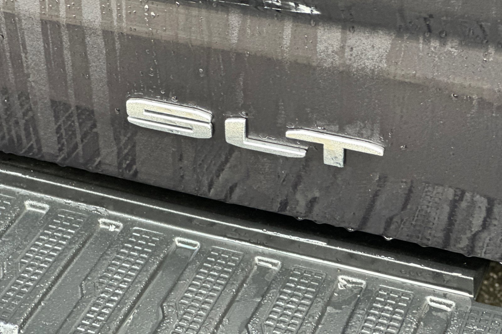 Used 2023 GMC Sierra 1500 SLT w/ SLT Premium Plus Package image 13