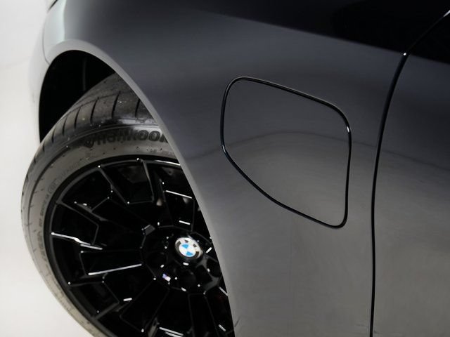 Used 2026 BMW M5 w/ Carbon Package AWD/4WD image 35