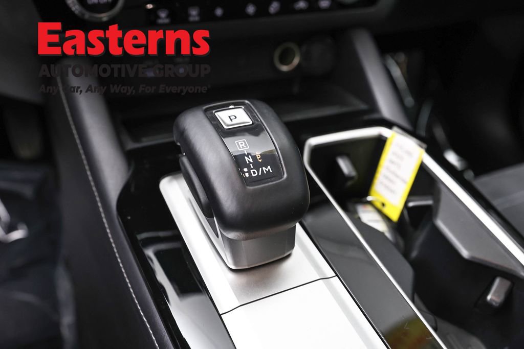 Used 2025 Mitsubishi Outlander SE AWD/4WD image 13