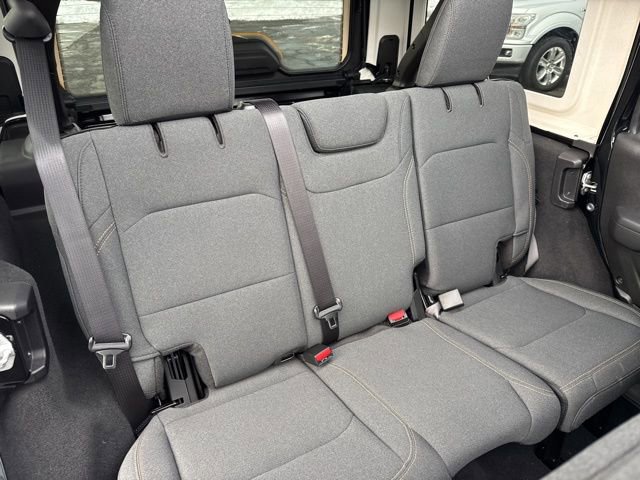 Used 2025 Jeep Wrangler Sport S image 25