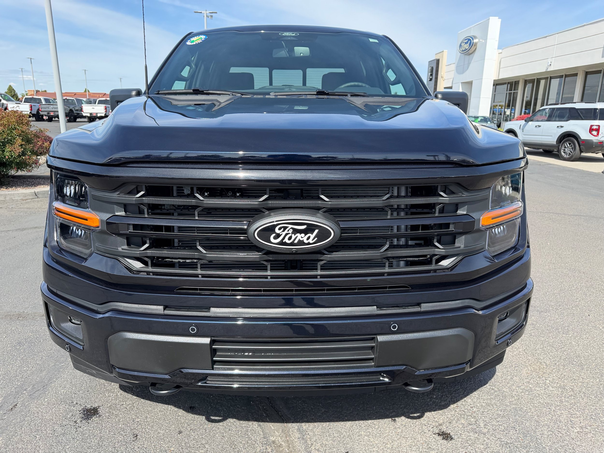 New 2026 Ford F150 XLT w/ Equipment Group 302A MID AWD/4WD image 9