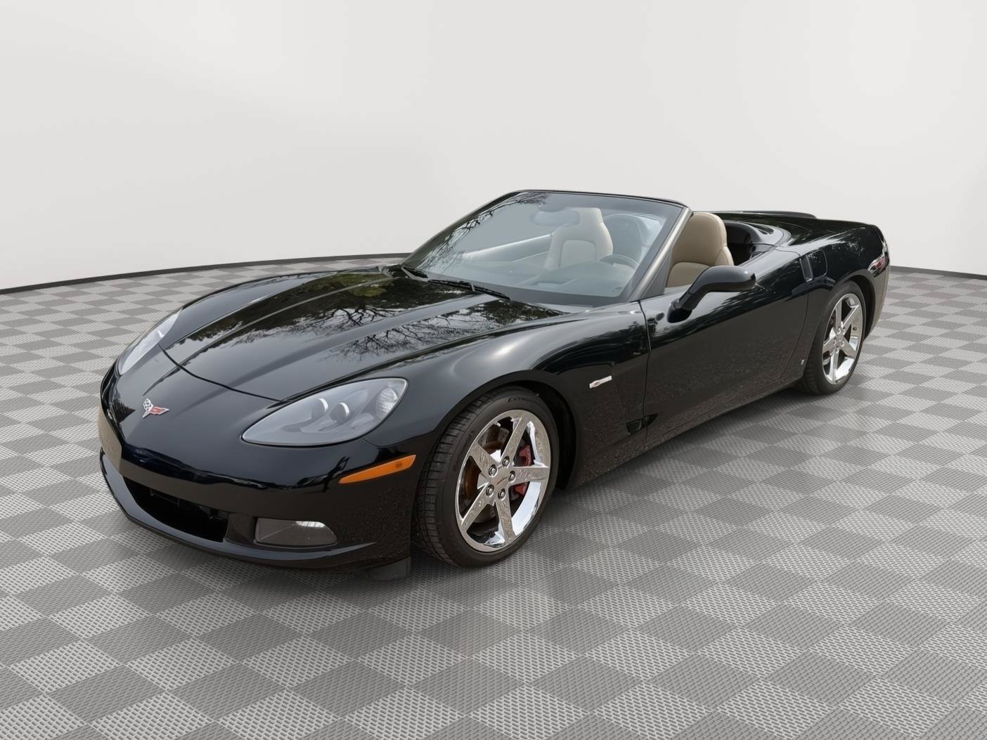 Used 2007 Chevrolet Corvette Convertible w/ Preferred Equipment Group RWD image 12