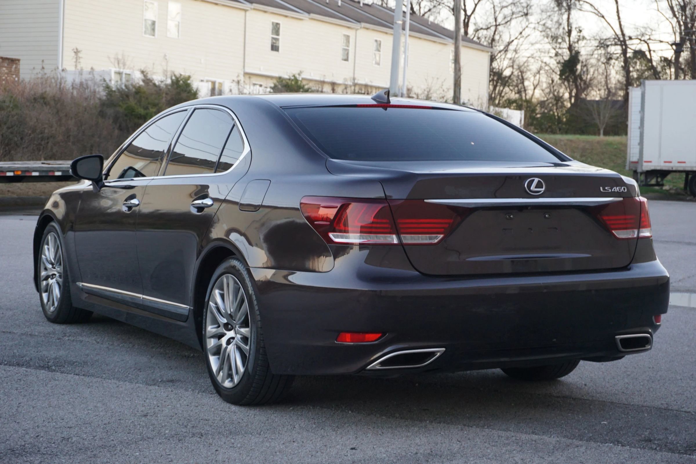 Used 2015 Lexus LS 460 image 9