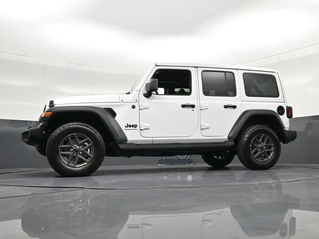 Used 2026 Jeep Wrangler Unlimited Sport AWD/4WD image 33