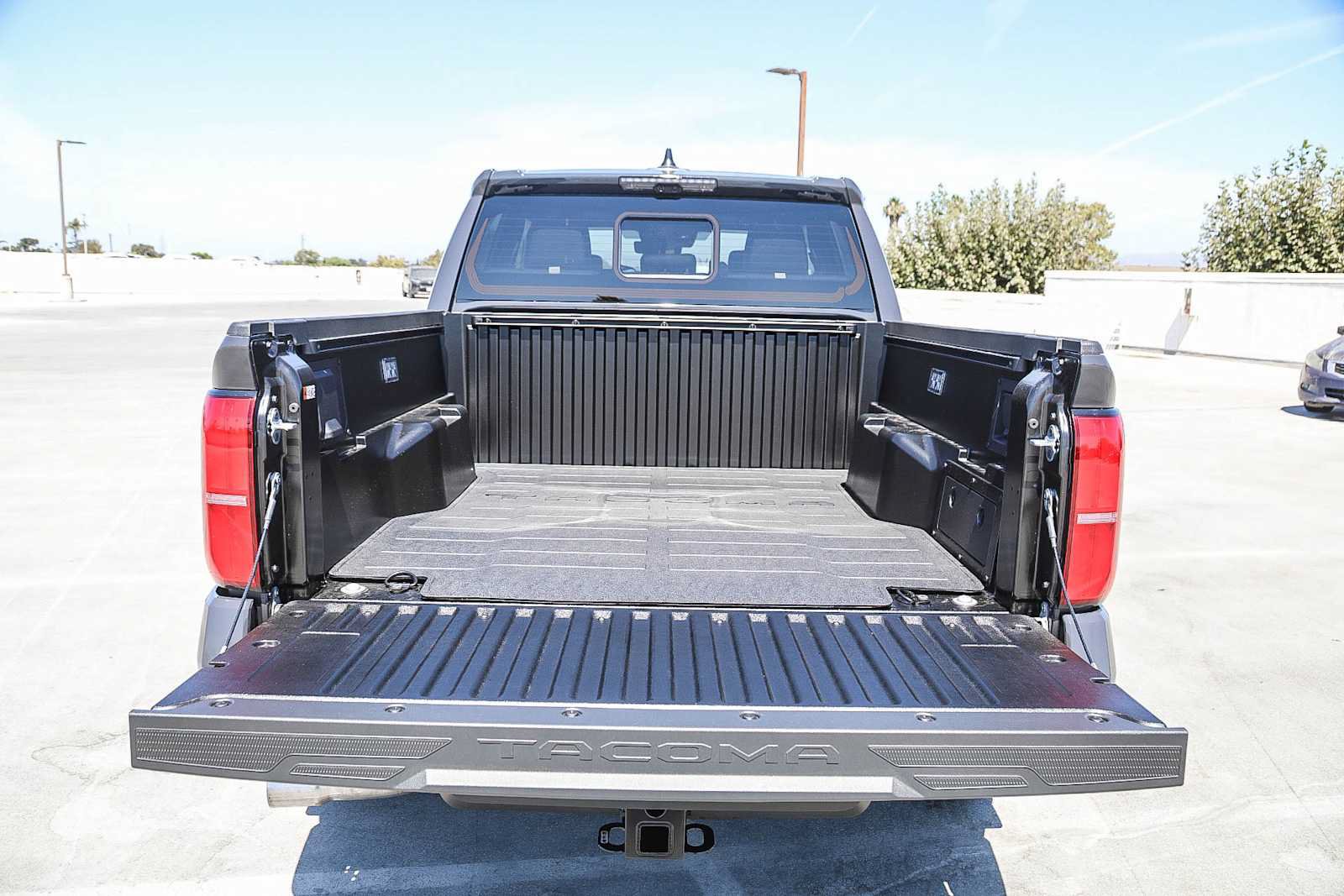 New 2026 Toyota Tacoma TRD Off-Road w/ TRD Off Road Premium Package AWD/4WD image 12