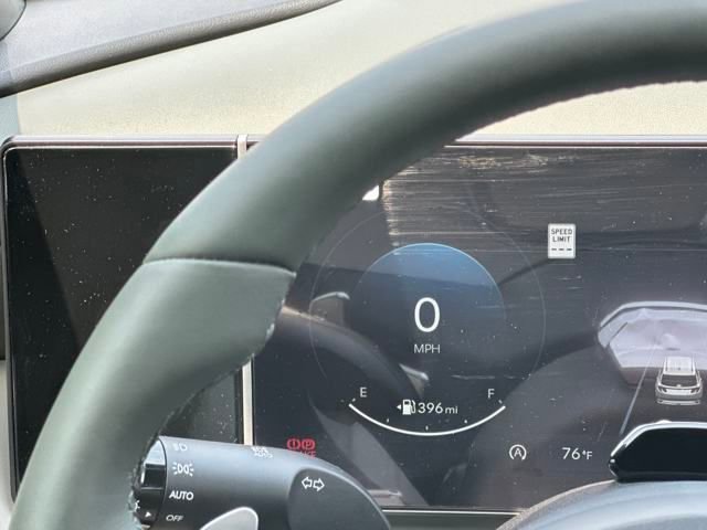 New 2025 Hyundai Tucson Limited image 22