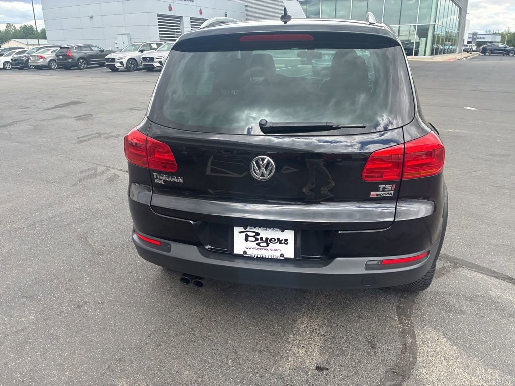 Used 2016 Volkswagen Tiguan SEL AWD/4WD image 4