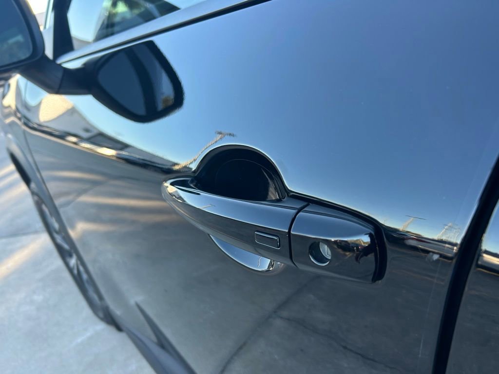 Used 2023 Nissan Rogue SV image 27