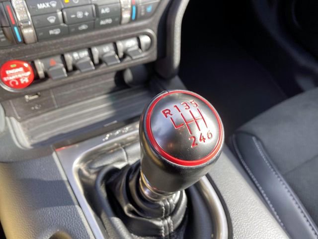 Used 2016 Ford Mustang Shelby GT350 w/ Technology Package image 16