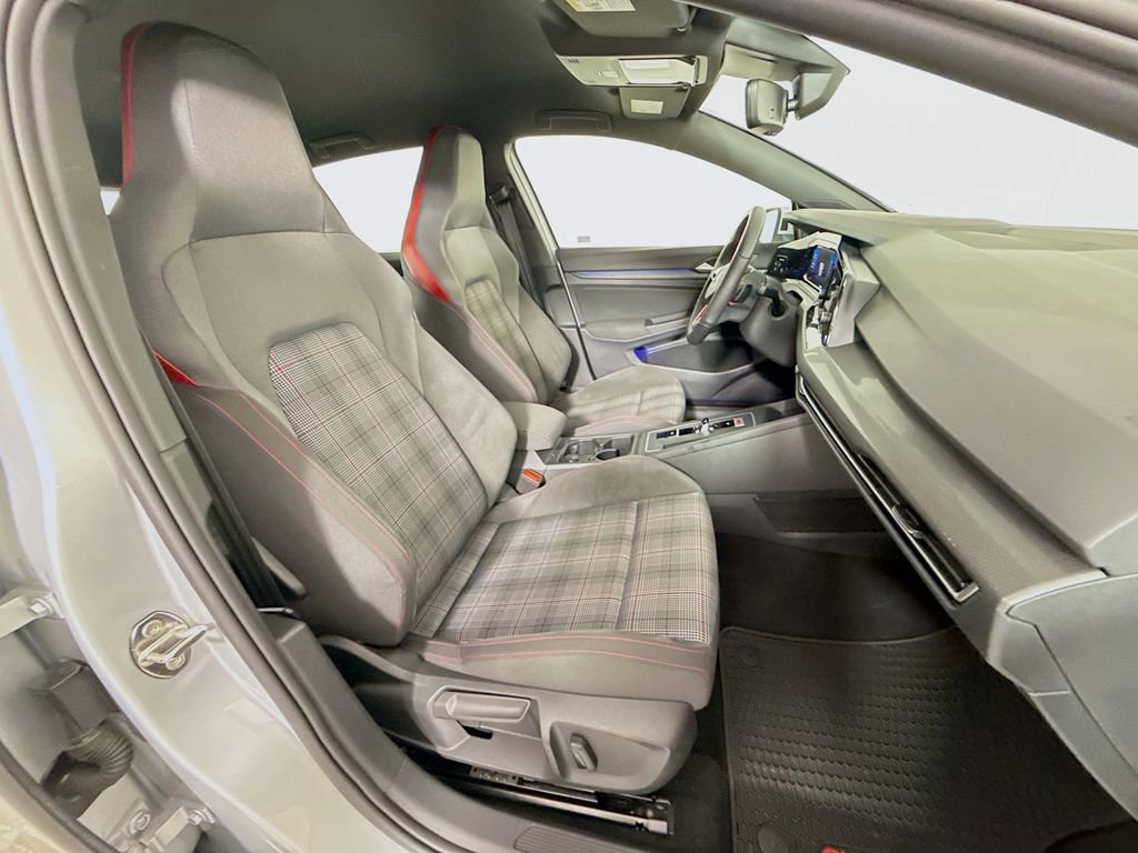 Used 2022 Volkswagen GTI S image 26