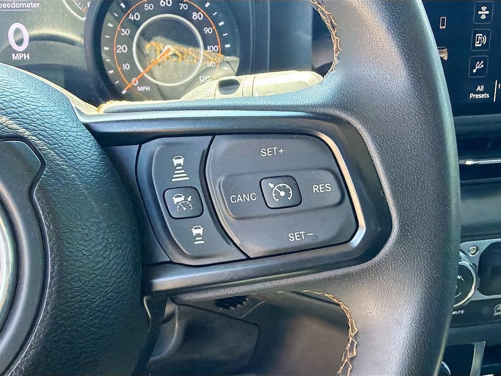 Used 2024 Jeep Wrangler Unlimited Sport AWD/4WD image 32