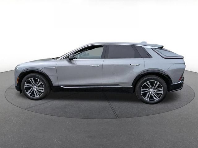 New 2026 Cadillac Lyriq Luxury RWD image 10