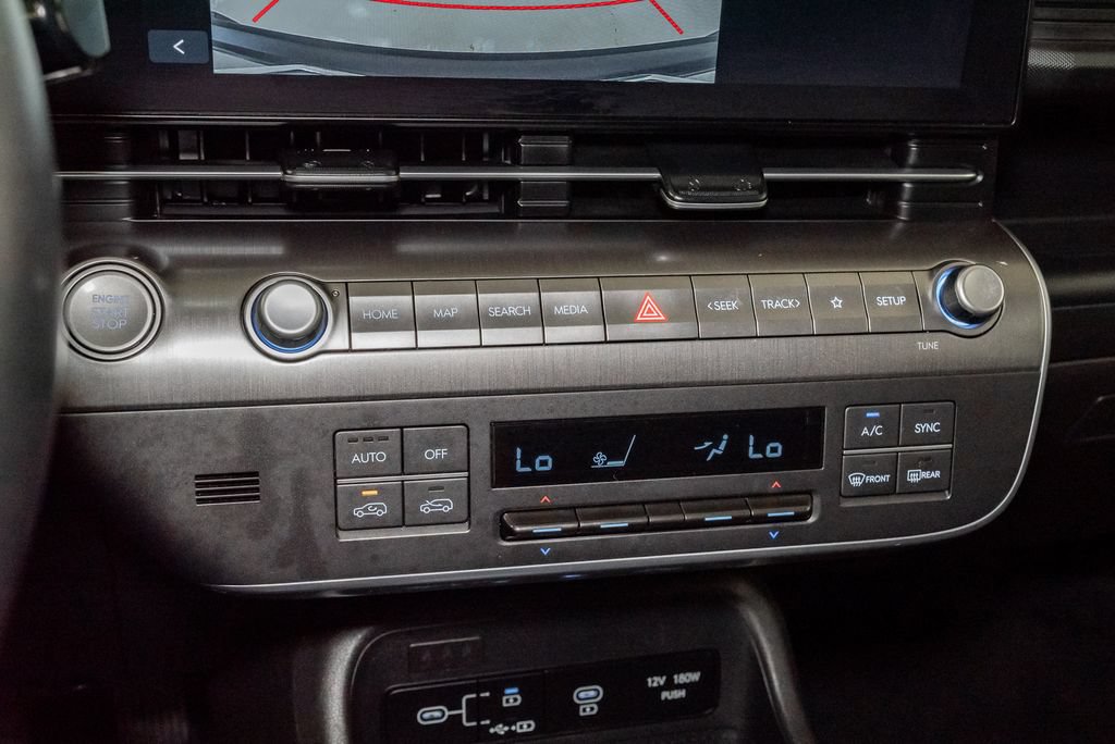 Used 2025 Hyundai Kona SEL FWD image 19