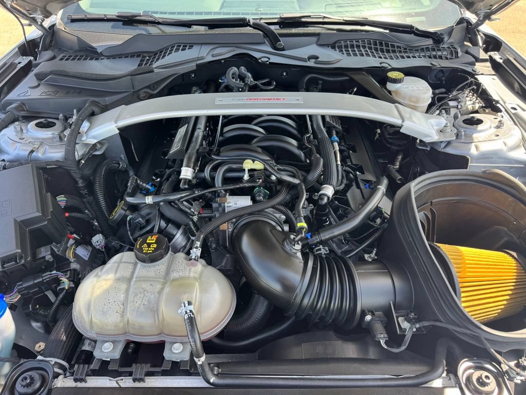 Used 2020 Ford Mustang Shelby GT350 w/ Technology Package RWD image 34