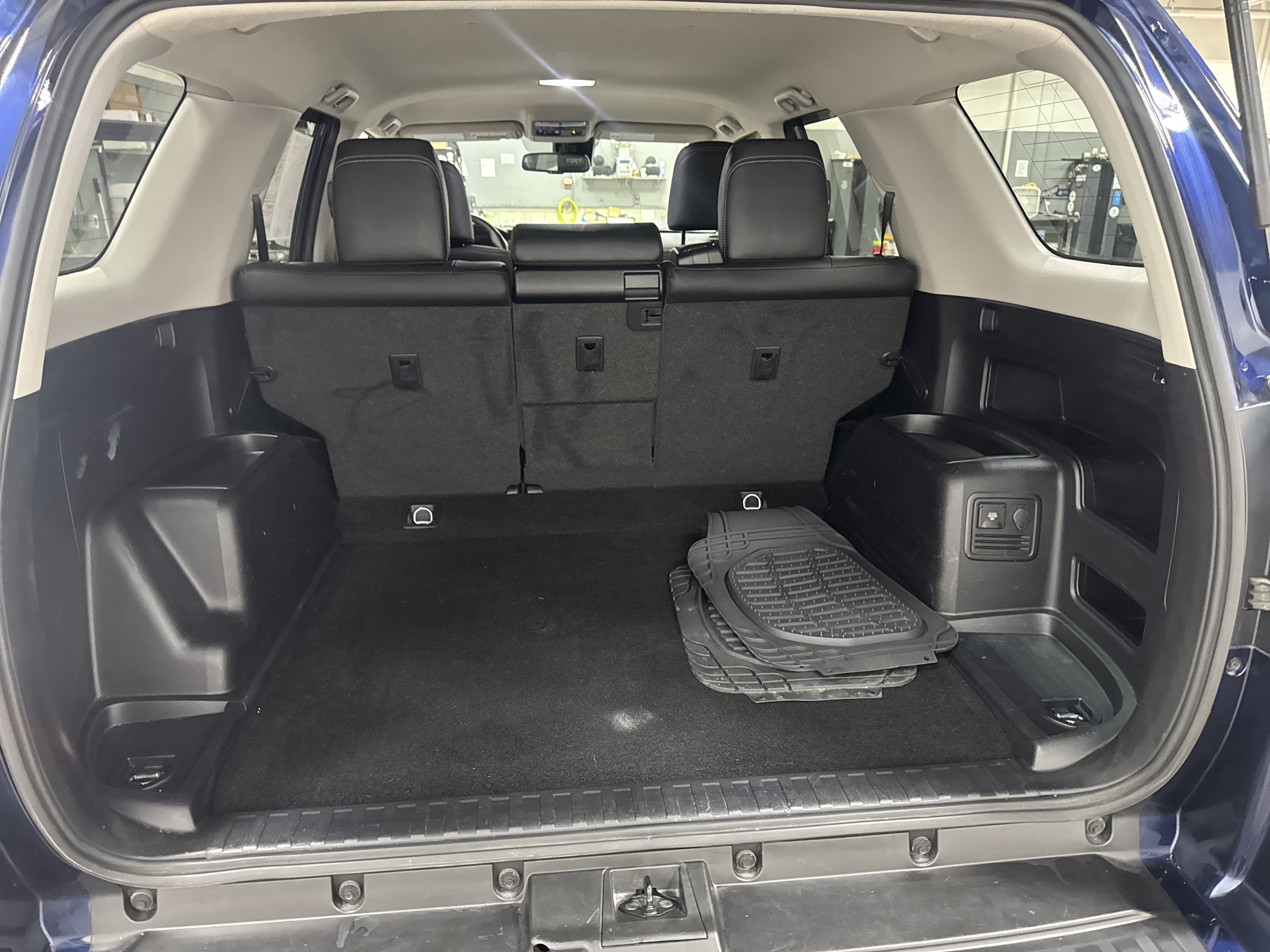 Used 2022 Toyota 4Runner TRD Sport w/ Technology Package AWD/4WD image 29