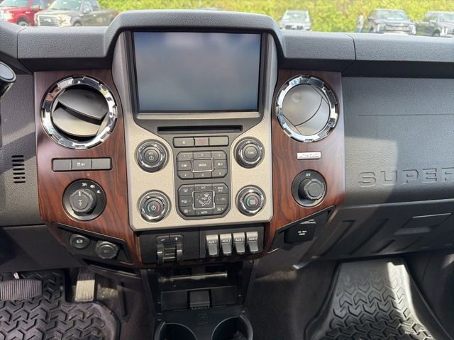 Used 2015 Ford F350 Lariat w/ Lariat Ultimate Package AWD/4WD image 10