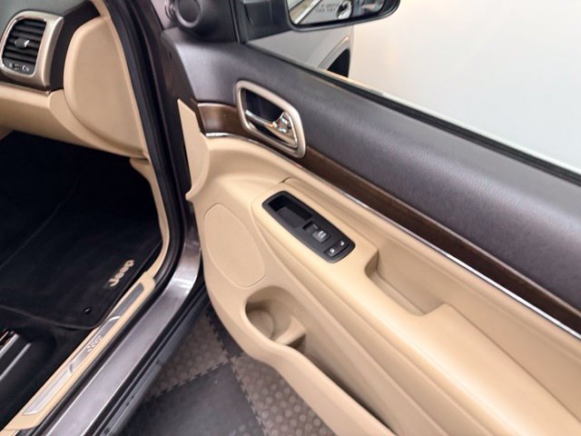 Used 2014 Jeep Grand Cherokee Limited AWD/4WD image 42