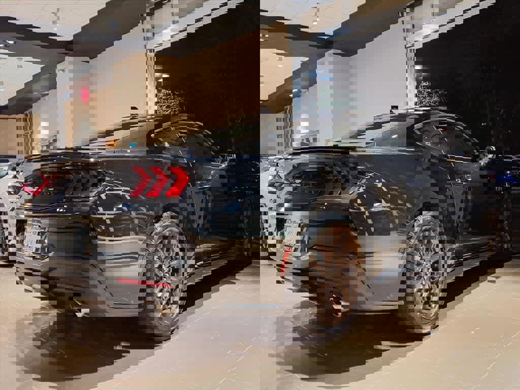 Used 2024 Ford Mustang GT Premium image 6