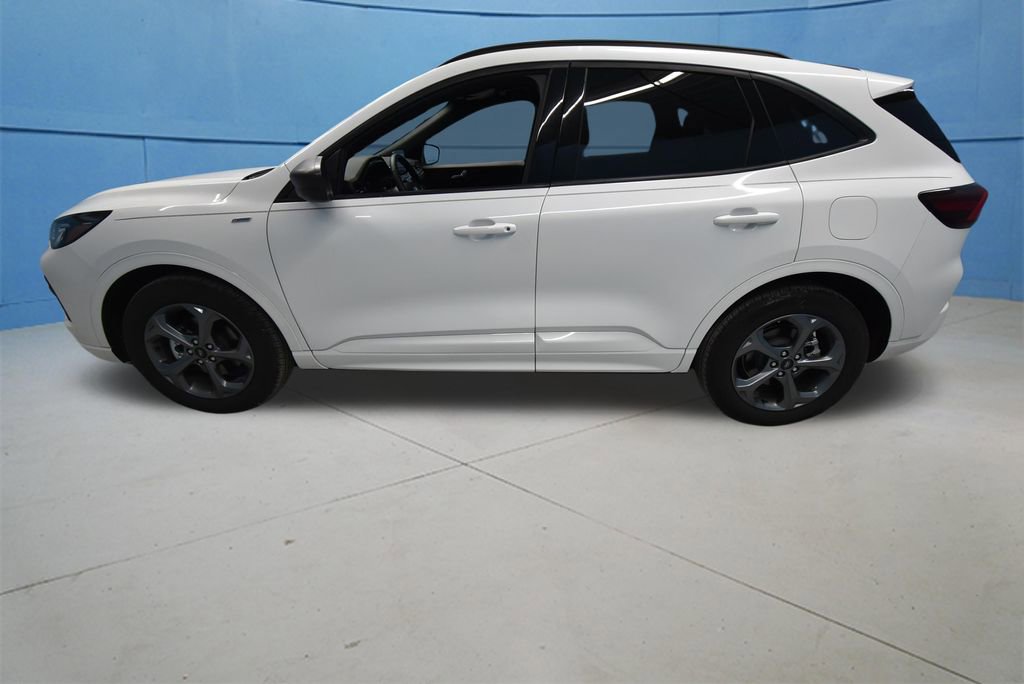 Used 2024 Ford Escape ST-Line w/ Equipment Group 301A FWD image 33