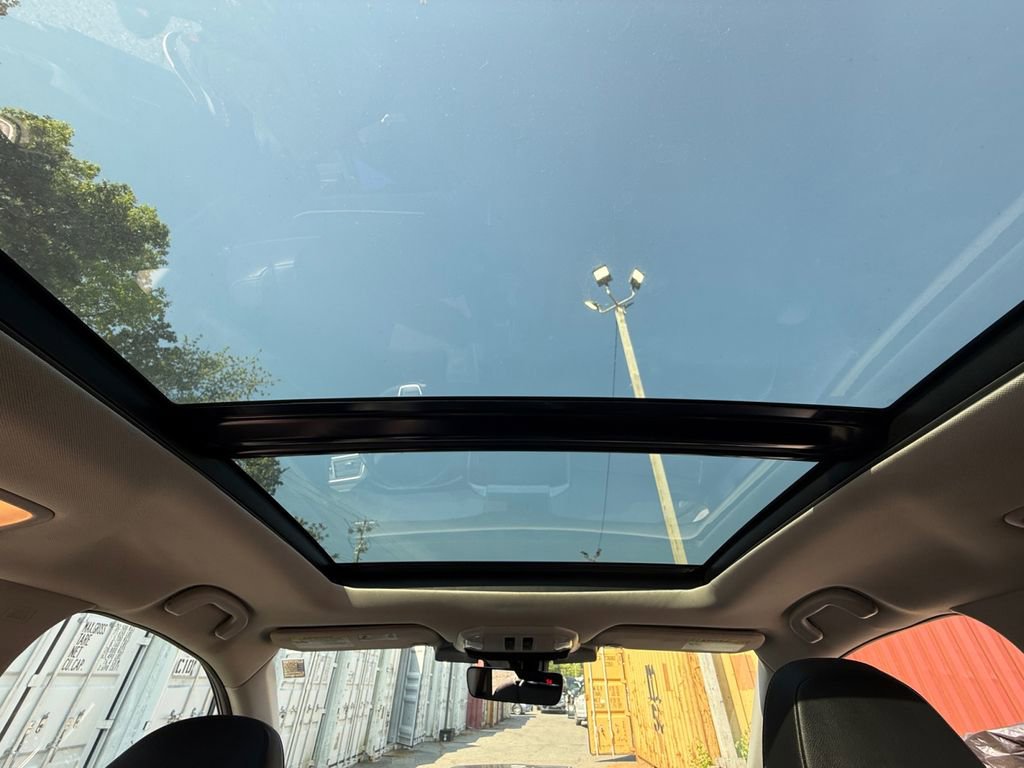 Used 2023 Subaru Ascent Limited w/ Technology Package AWD/4WD image 23