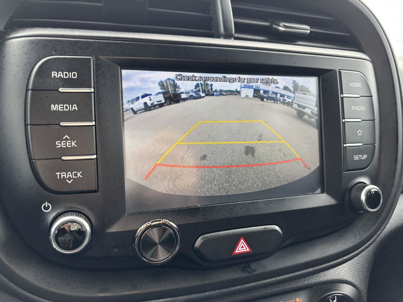 Used 2020 Kia Soul LX FWD image 22