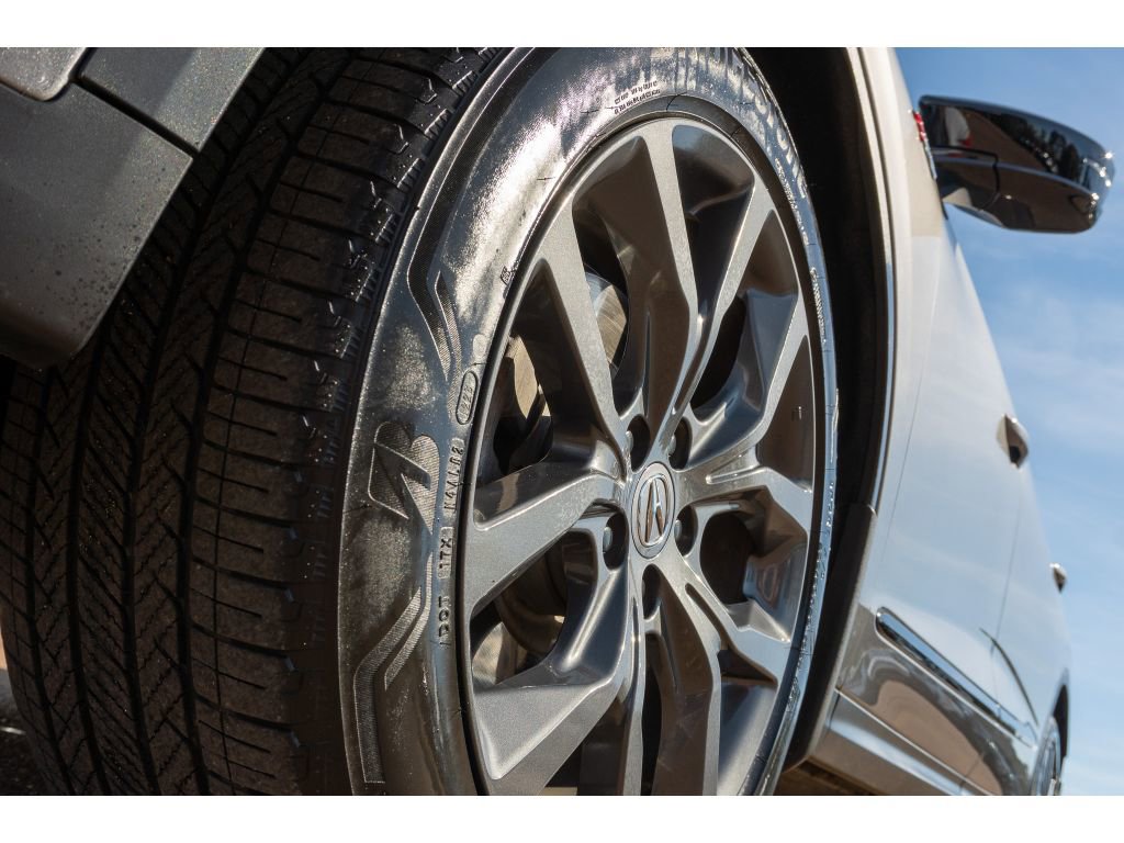 Used 2023 Acura MDX A-Spec image 32