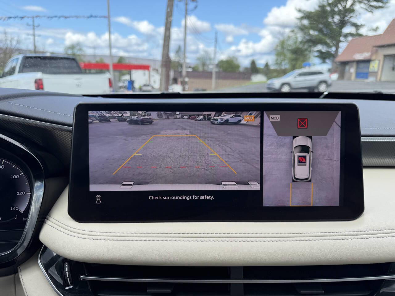 Used 2023 INFINITI QX60 Luxe w/ Cargo Package AWD/4WD image 23