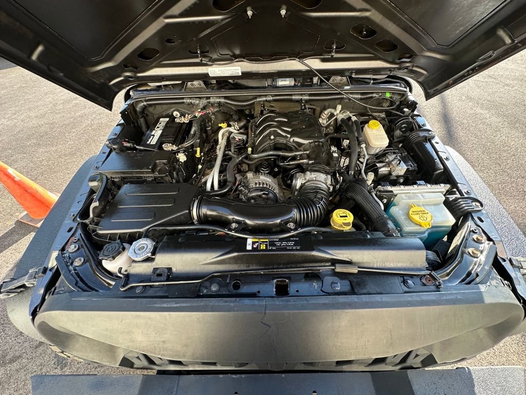 Used 2018 Jeep Wrangler Unlimited Sport S image 44