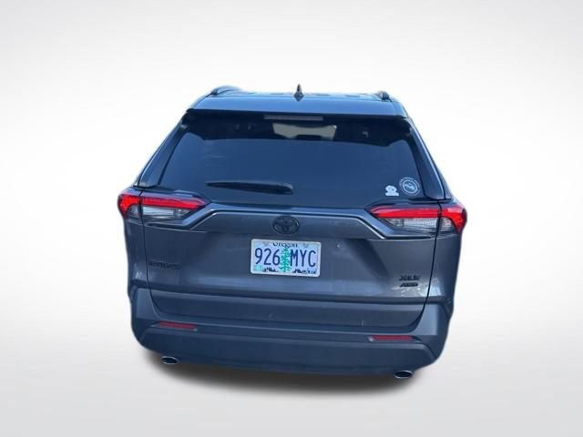 Used 2024 Toyota RAV4 XLE w/ Convenience Package image 8