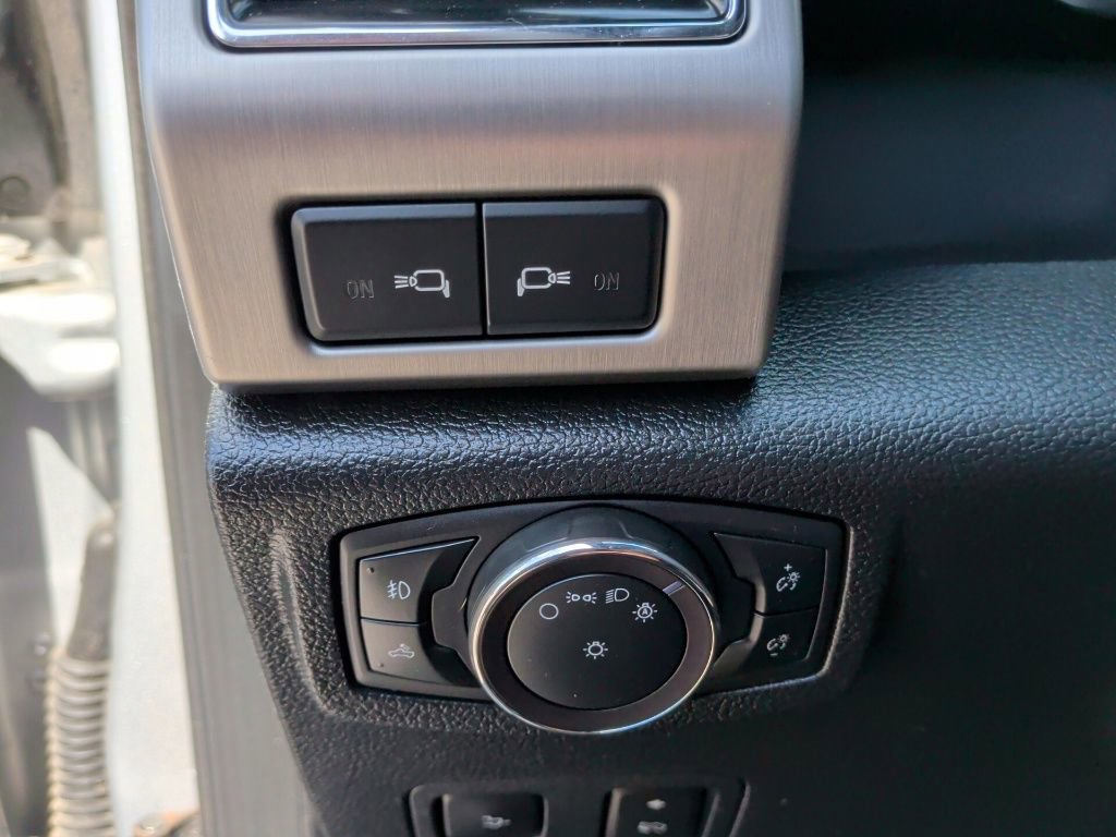 Used 2019 Ford F350 Platinum w/ Platinum Ultimate Package image 16