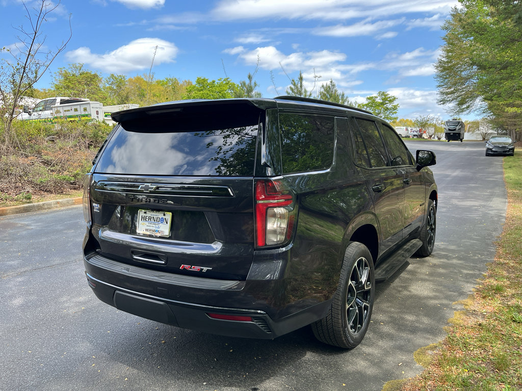 Used 2024 Chevrolet Tahoe RST w/ Luxury Package RWD image 12