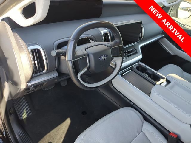 Used 2025 Ford Expedition Max Platinum AWD/4WD image 10