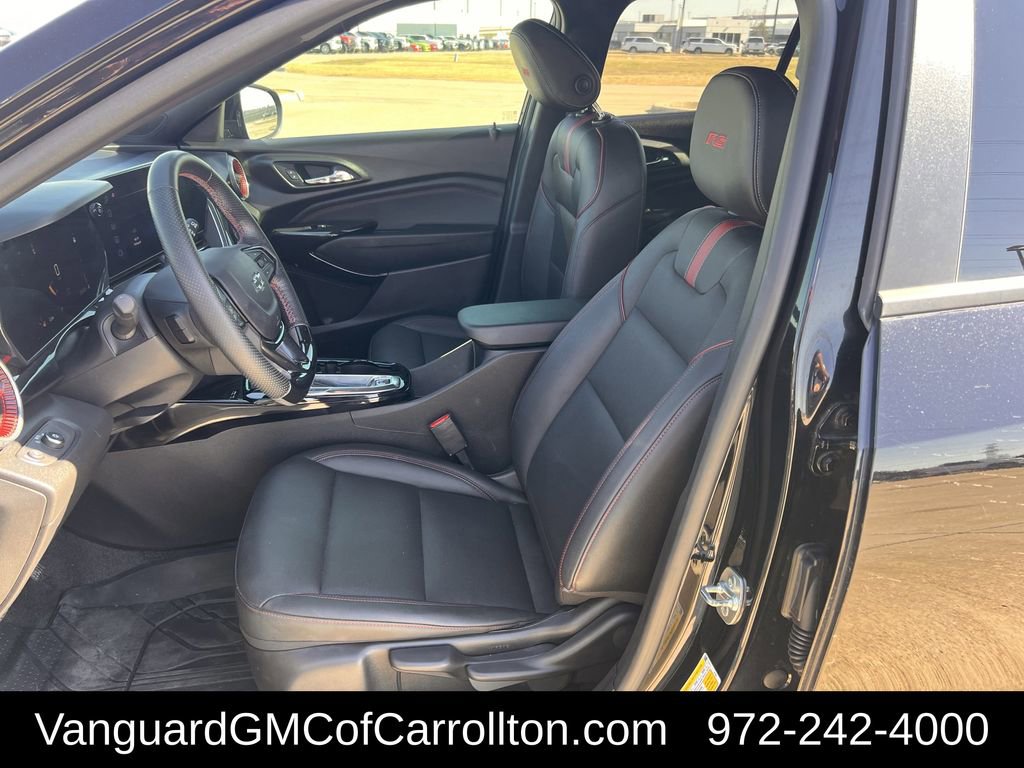 Used 2024 Chevrolet Trax RS w/ Sunroof Package image 25