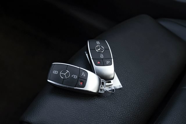 Used 2025 Mercedes-Benz GLB 250 image 65