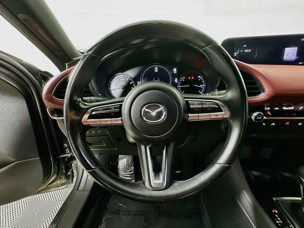 Used 2020 MAZDA MAZDA3 Hatchback w/ Premium Package FWD image 13