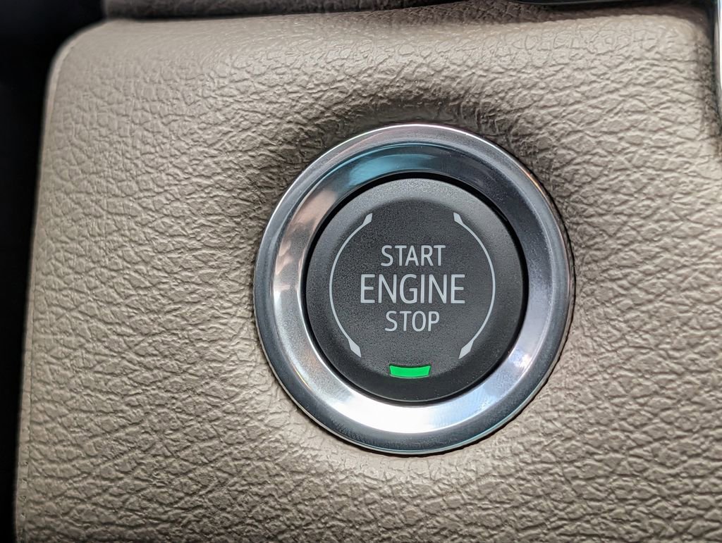 New 2026 GMC Canyon Denali AWD/4WD image 20
