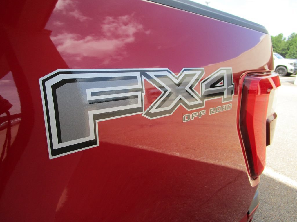 Used 2022 Ford F150 Lariat w/ Equipment Group 502A High AWD/4WD image 15